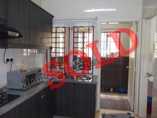 BANDAR BOTANIC, ANGSANA ,20X70,PARTLY RENOVATED, RM 430,000