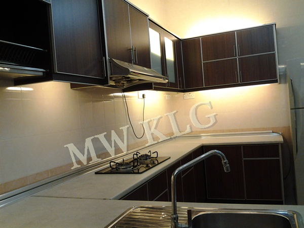 BANDAR BUKIT TINGGI 2, BEHIND JUSCO. 2.5 STRY SUPERINK. 24x75. RM 900,000