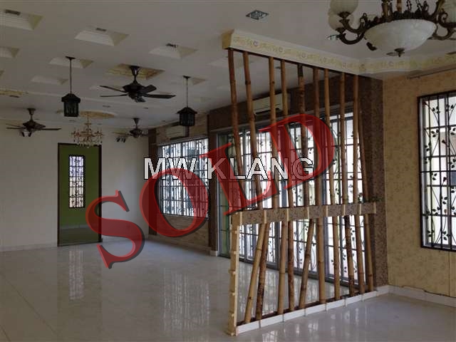 BANDAR PARKLAND, 2 STY SEMI-D, PARTLY RENO. 40X82. RM 848,000 . sold